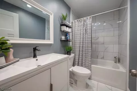 Bath - 70 Brookside Rd, Randolph, NJ 07869 photo 1 of 3