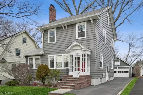 37 S Pierson Rd, Maplewood, NJ 07040