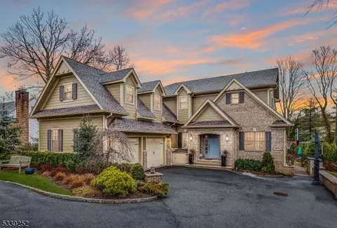 374 White Oak Ridge Rd, Short Hills, NJ 07078