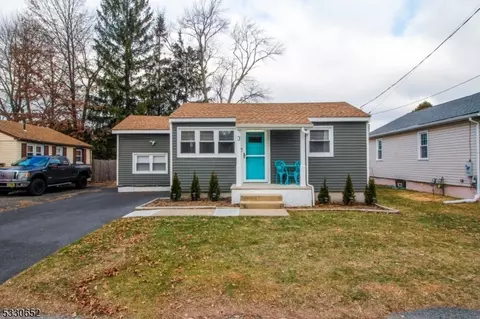 3 Cypress Rd, Jefferson, NJ 07849