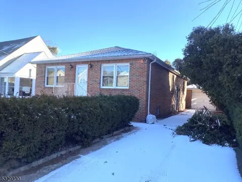 21 N 18th St, Kenilworth, NJ 07033