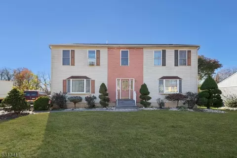 90 Churchill Ave, Franklin Twp, NJ 08873