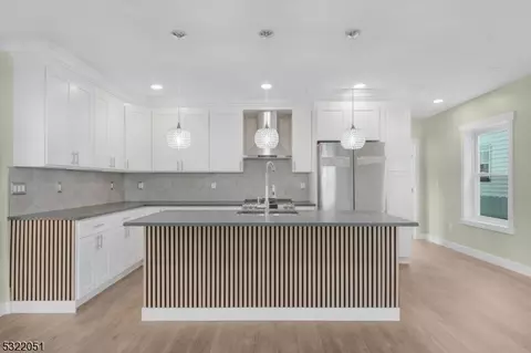 22 Irving Ave, Newark, NJ 07112