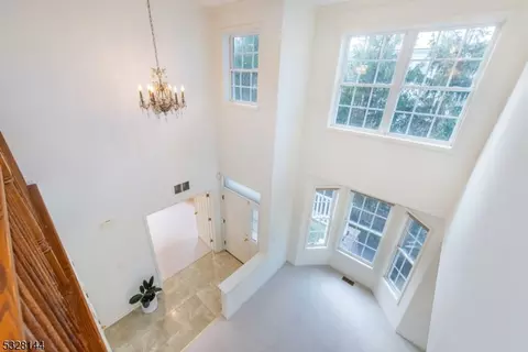 238 Levinberg Ln, Wayne, NJ 07470 photo 31