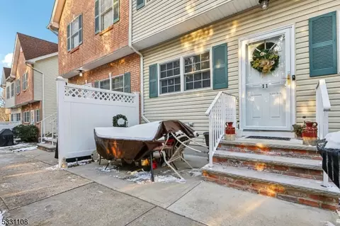 11 Riga Ct, Scotch Plains, NJ 07076