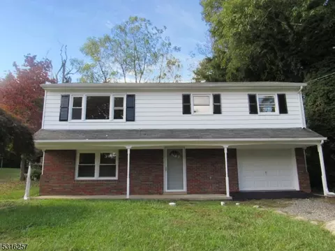 5 Cohocton Rd, Vernon Twp, NJ 07422