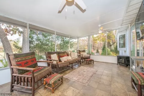4 Peter Pl, Wayne, NJ 07470 photo 14