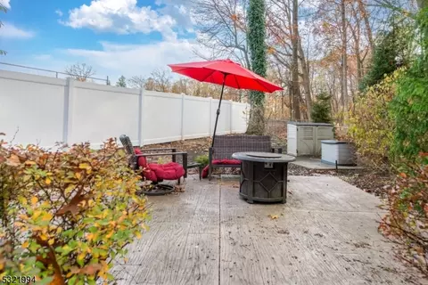 4 Peter Pl, Wayne, NJ 07470 photo 35