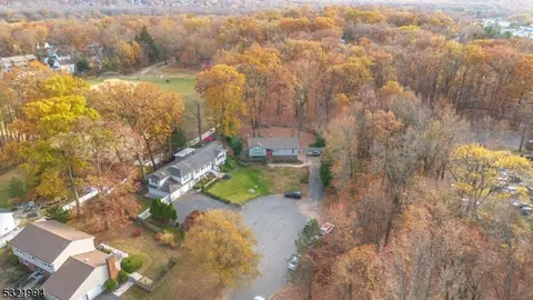 4 Peter Pl, Wayne, NJ 07470 photo 40
