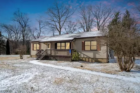 169 Highland Lakes Rd, Vernon Twp, NJ 07422