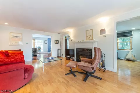 148 Division Ave, Summit, NJ 07901 photo 2