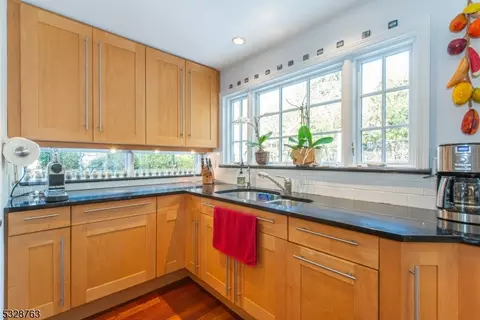 148 Division Ave, Summit, NJ 07901 photo 9