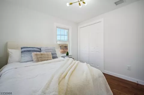 2 Wallace St, Edison, NJ 08817 photo 9