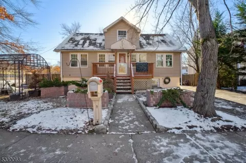2 Wallace St, Edison, NJ 08817 photo 2