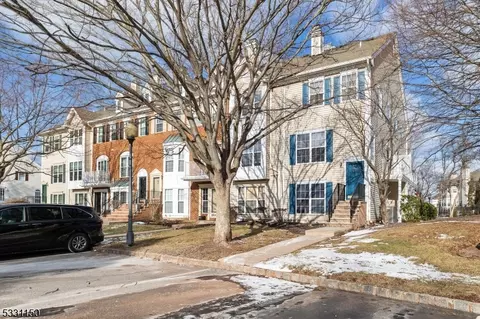 3606 Riddle Ct #3606, Bridgewater, NJ 08807