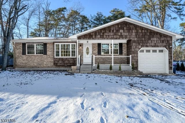 239 Peppermill Rd, Berlin Township, NJ 08091