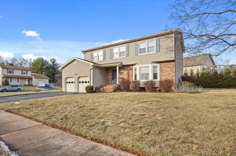 231 Bywater Ct, Hillsborough, NJ 08844