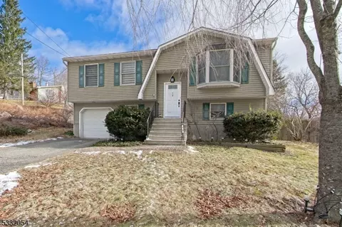 12 Blue Heron Ter, Vernon Twp, NJ 07422