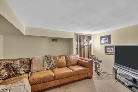 108 Manor Dr, Hackettstown, NJ 07840 photo 19