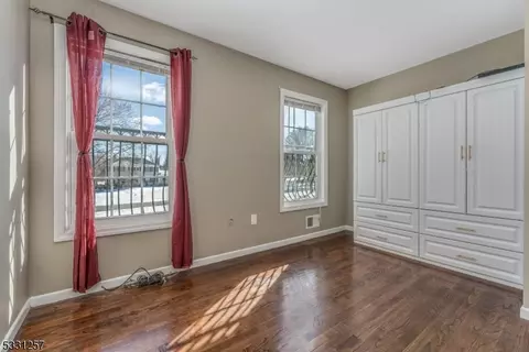 28 Apple Tree Rd, Flemington, NJ 08822 photo 17