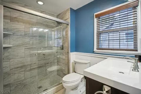 388 Parker Ave, Hackensack, NJ 07601 photo 9