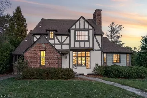 11 Wyndham Rd, Millburn Twp, NJ 07078