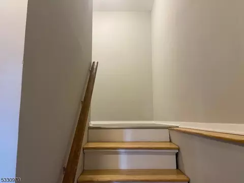 28 Dod Pl, Hillside, NJ 07205 photo 5
