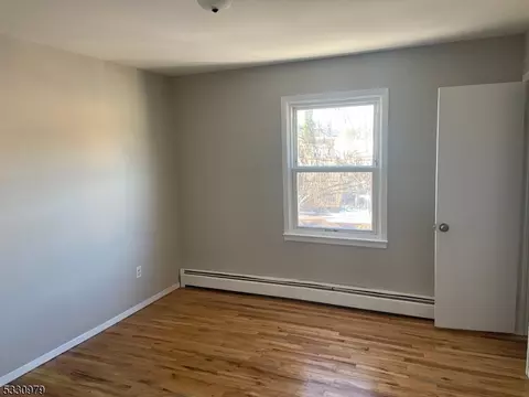 28 Dod Pl, Hillside, NJ 07205 photo 10