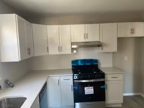 28 Dod Pl, Hillside, NJ 07205 photo 9