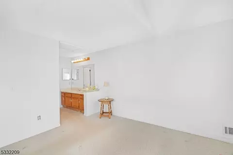 209 Reed Ln, Bedminster, NJ 07921 photo 10