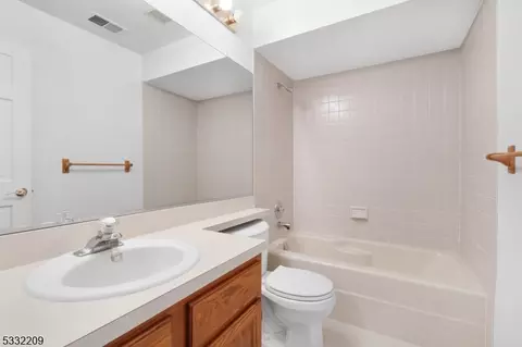 209 Reed Ln, Bedminster, NJ 07921 photo 13