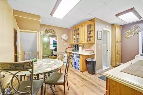 28 Mattimore St, Passaic, NJ 07055