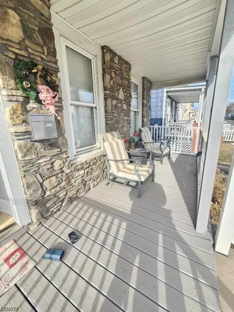 509 E 3rd St, Plainfield, NJ 07060 photo 2