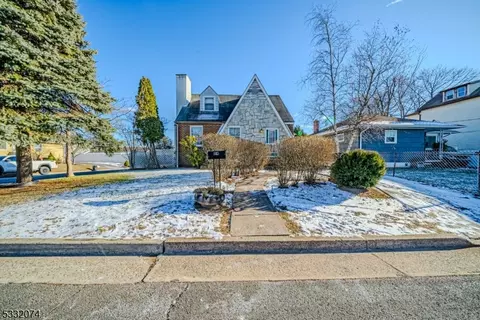 84 Huff Ave, Manville, NJ 08835