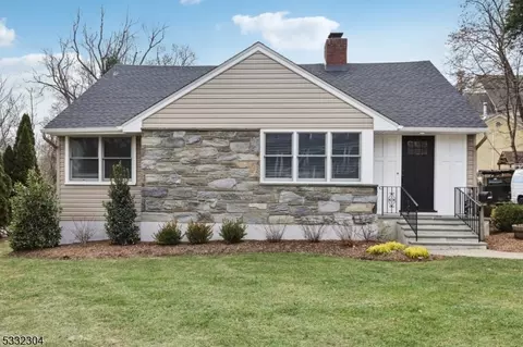 114 Blauvelt Ave, Ho Ho Kus, NJ 07423