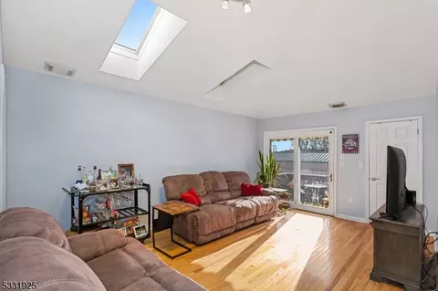 235-247 Dakota St #16, Paterson, NJ 07503