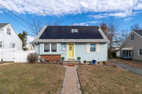 82 Cathay Rd, Clifton, NJ 07013