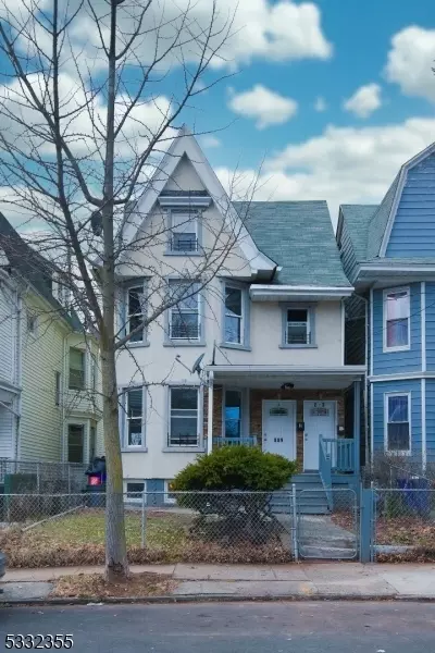 889 S 16th St #3, Newark, NJ 07108