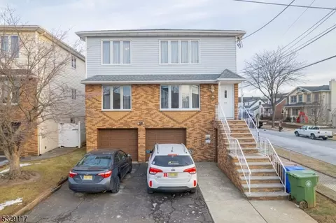 517 W Elm St #2, Linden, NJ 07036