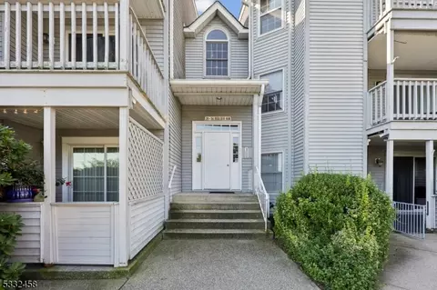 34 Boulder Run Rd #34, Paterson, NJ 07501