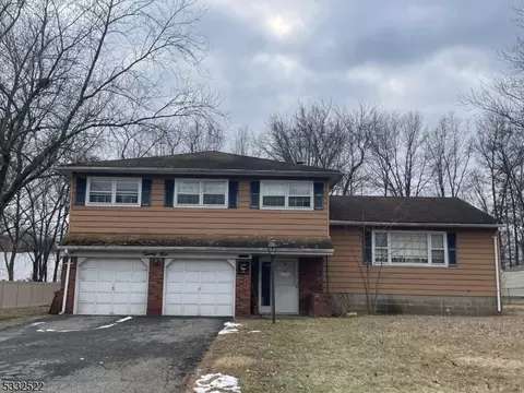 24 Sunset Dr, Hanover, NJ 07981