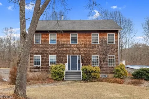 165 Fairview Ave, Washington Twp, NJ 07853