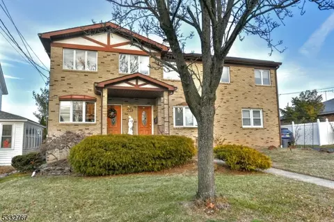 359 Union St, Lodi, NJ 07644