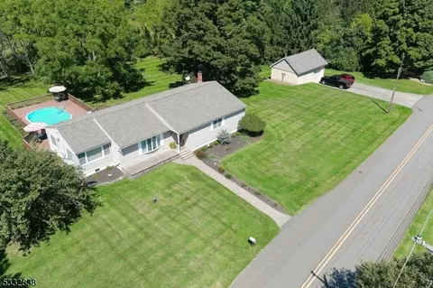 173 Statesville Quarry Rd, Lafayette, NJ 07848