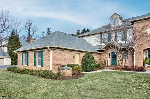 39 Pippins Way #39, Morristown, NJ 07960
