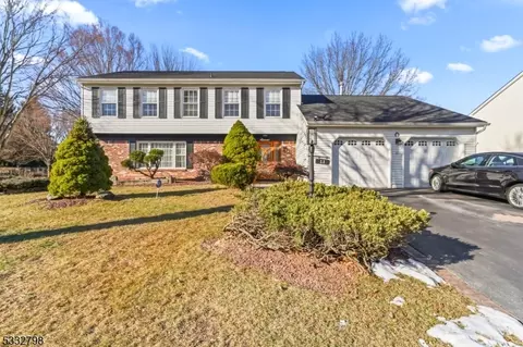 11 Erin Ln, Old Bridge, NJ 08857