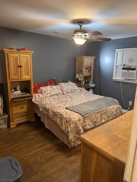 39 N Robert St, Woodbridge Twp, NJ 07077 photo 12