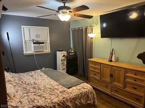 39 N Robert St, Woodbridge Twp, NJ 07077 photo 11