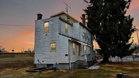 988 Bieher Aly, Phillipsburg, NJ 08865