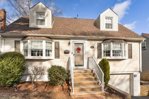 142 Mount Vernon St, Nutley, NJ 07110